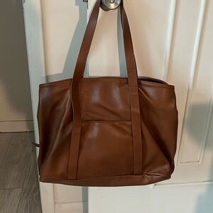 Universal Thread Shoulder Bag